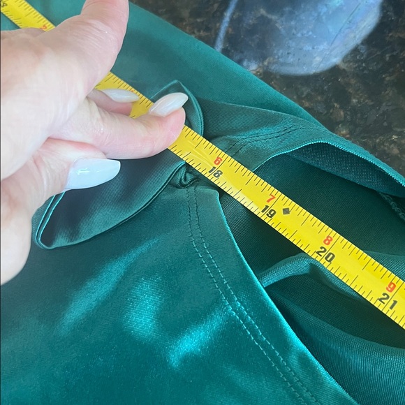 Lulu’s NWT satin asymmetrical dress - Picture 6 of 8